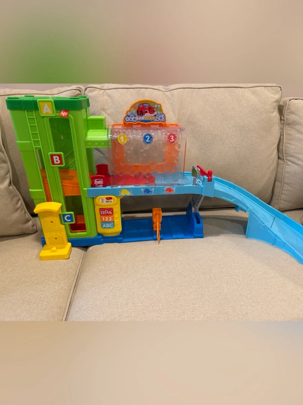 Fisher Price Little People Light Up Learning Garage Playset